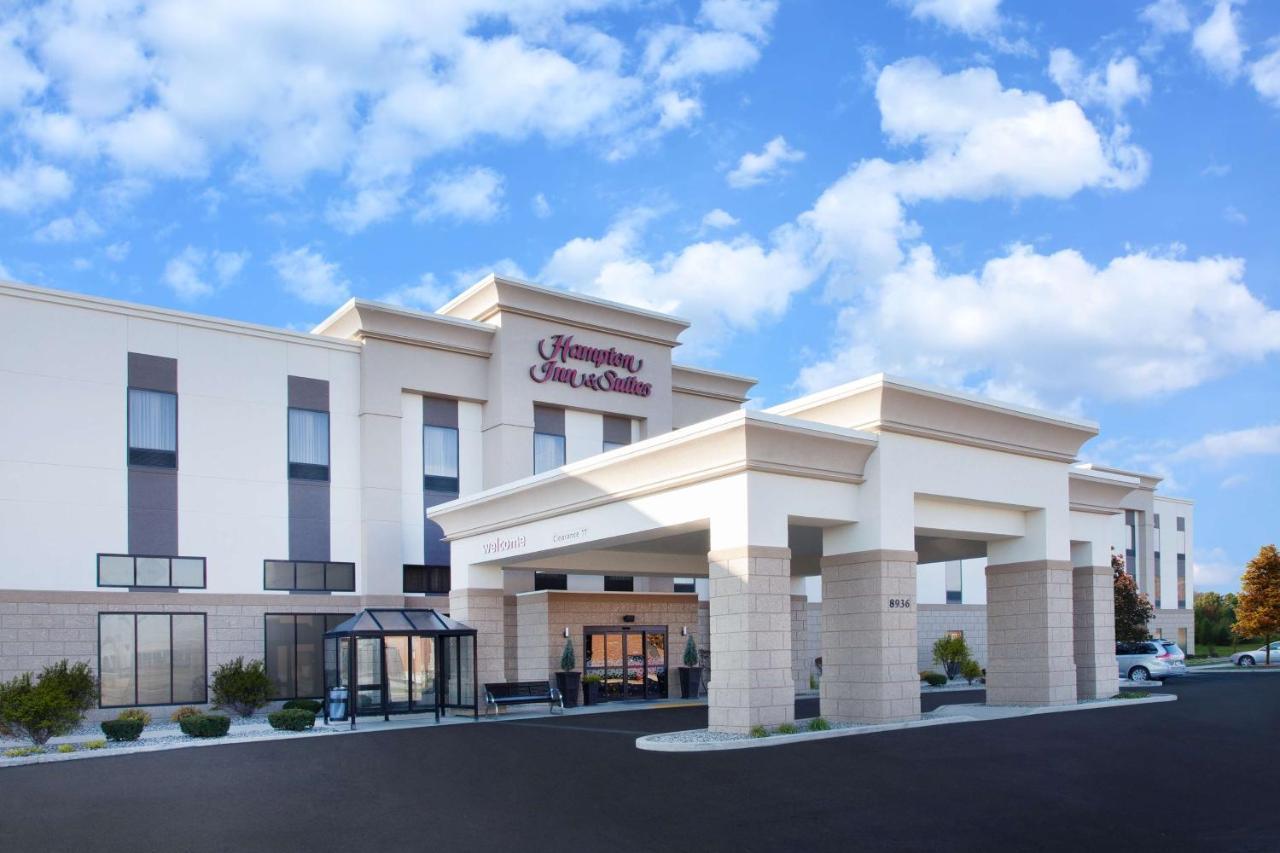 Hampton Inn & Suites Munster Exterior photo
